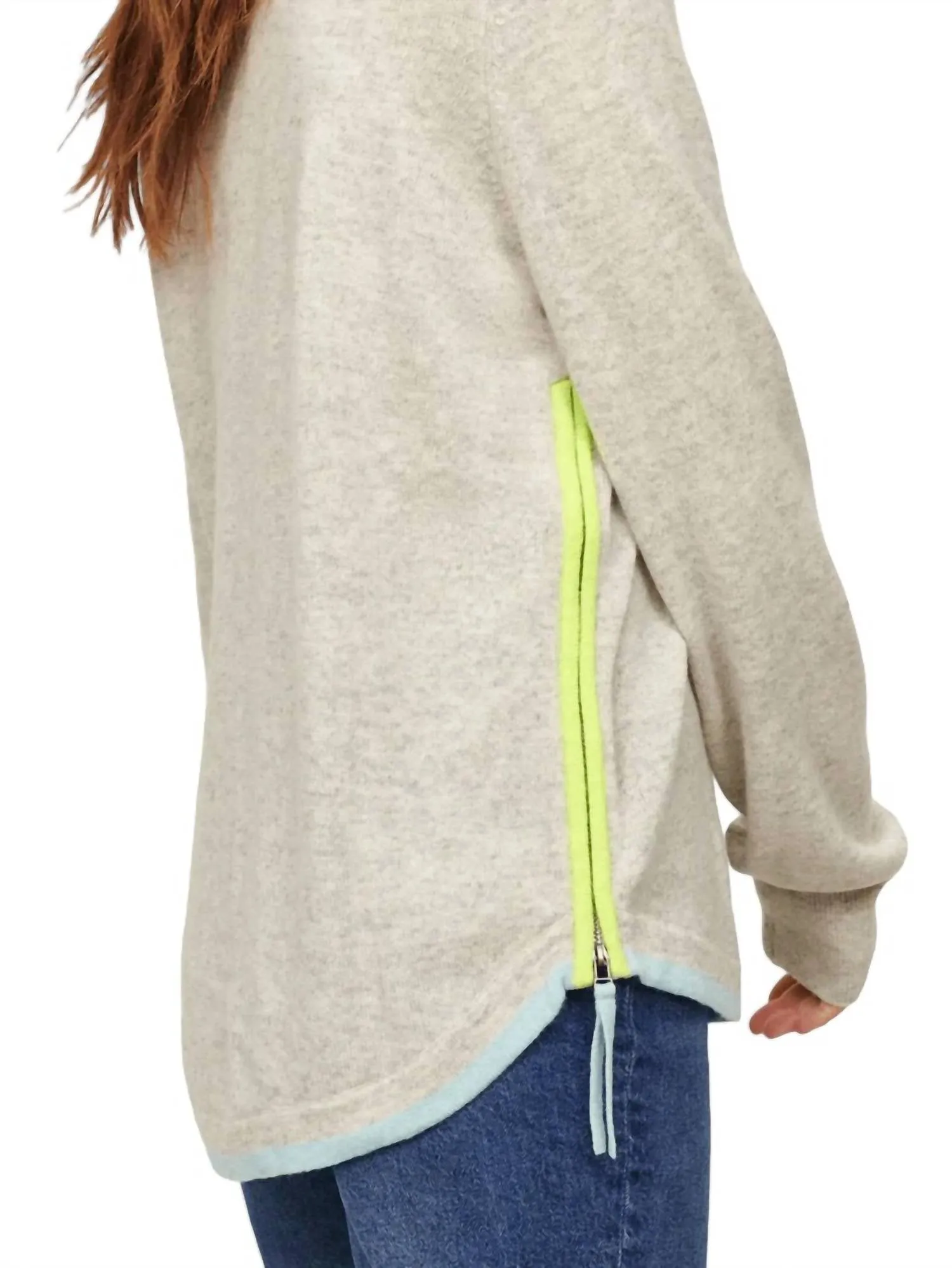 &Isla - ZIPPY SWEATER