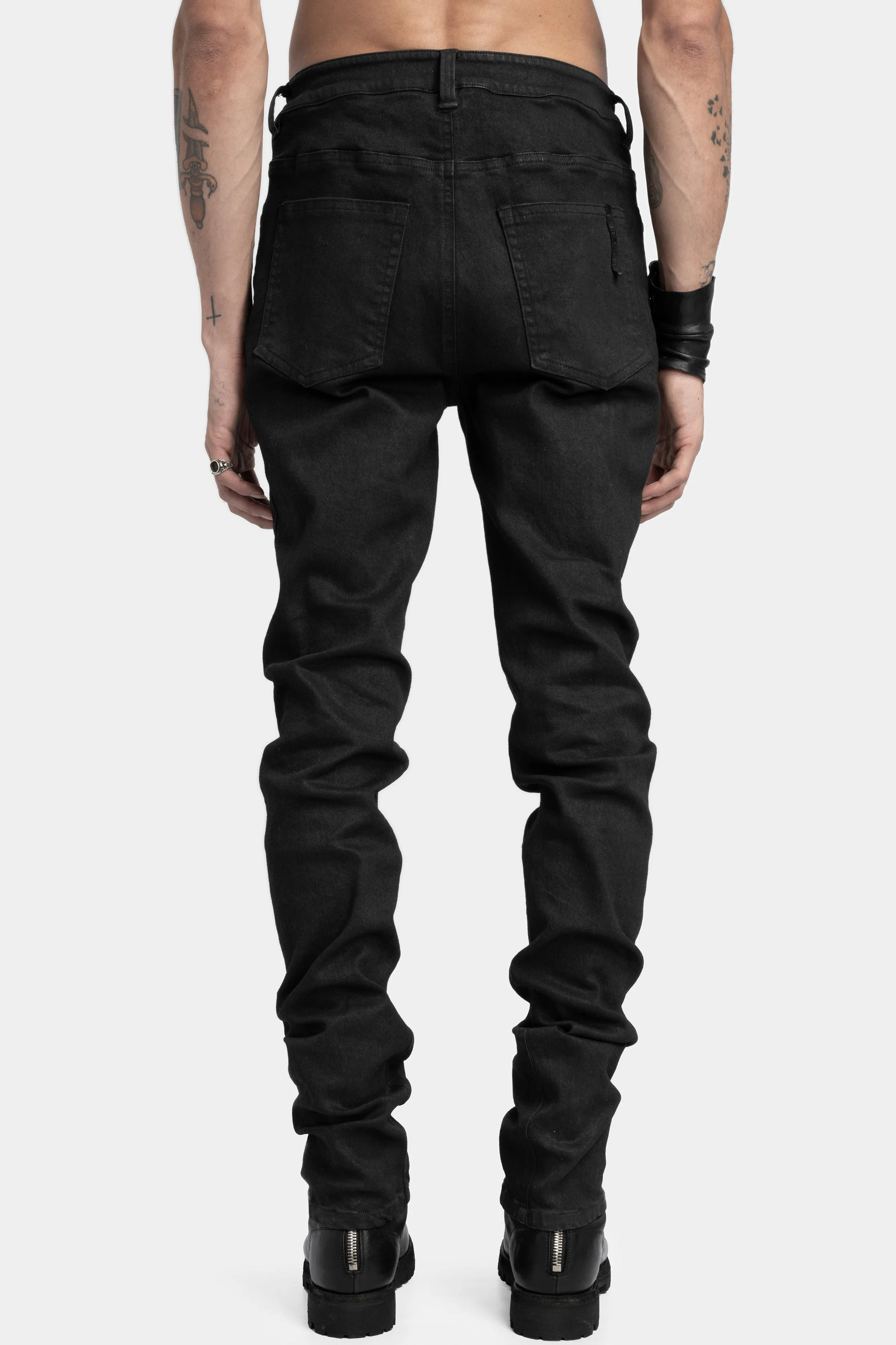Coated skinny jeans